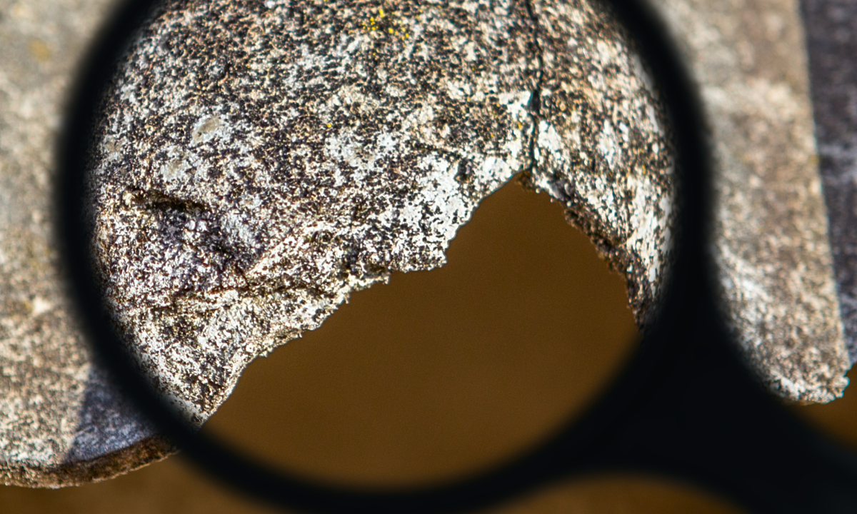 Asbestos in Garages, Sheds & Outbuildings – A Hidden Risk on UK Properties. MD Environmental Services
